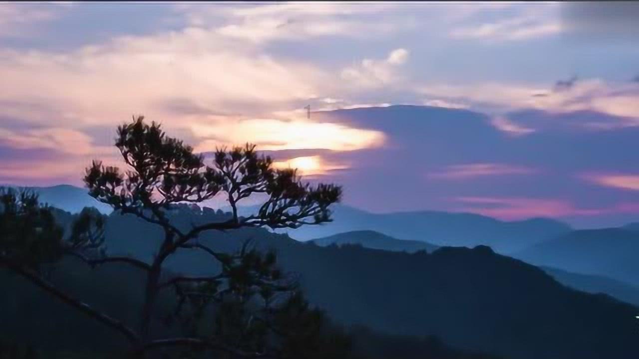 古怪巫师逃离村庄